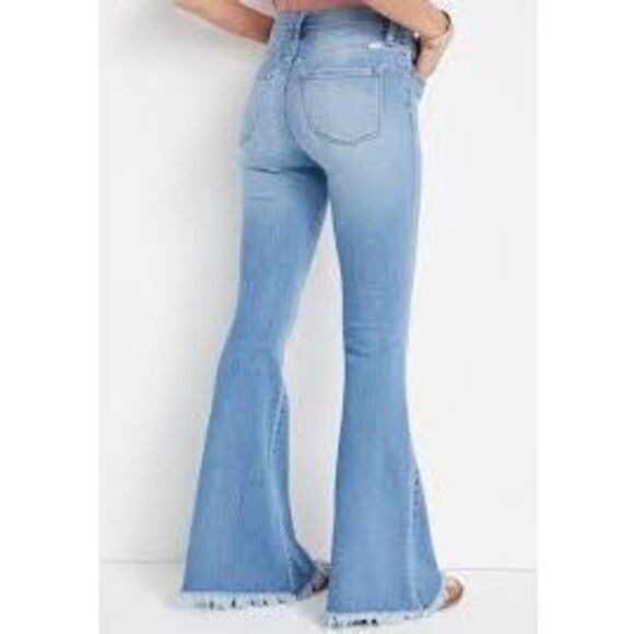 KANCAN Women’s Light Wash High Rise Front Seam Flare Jeans Size 29 Style #123137 - Picture 2 of 7